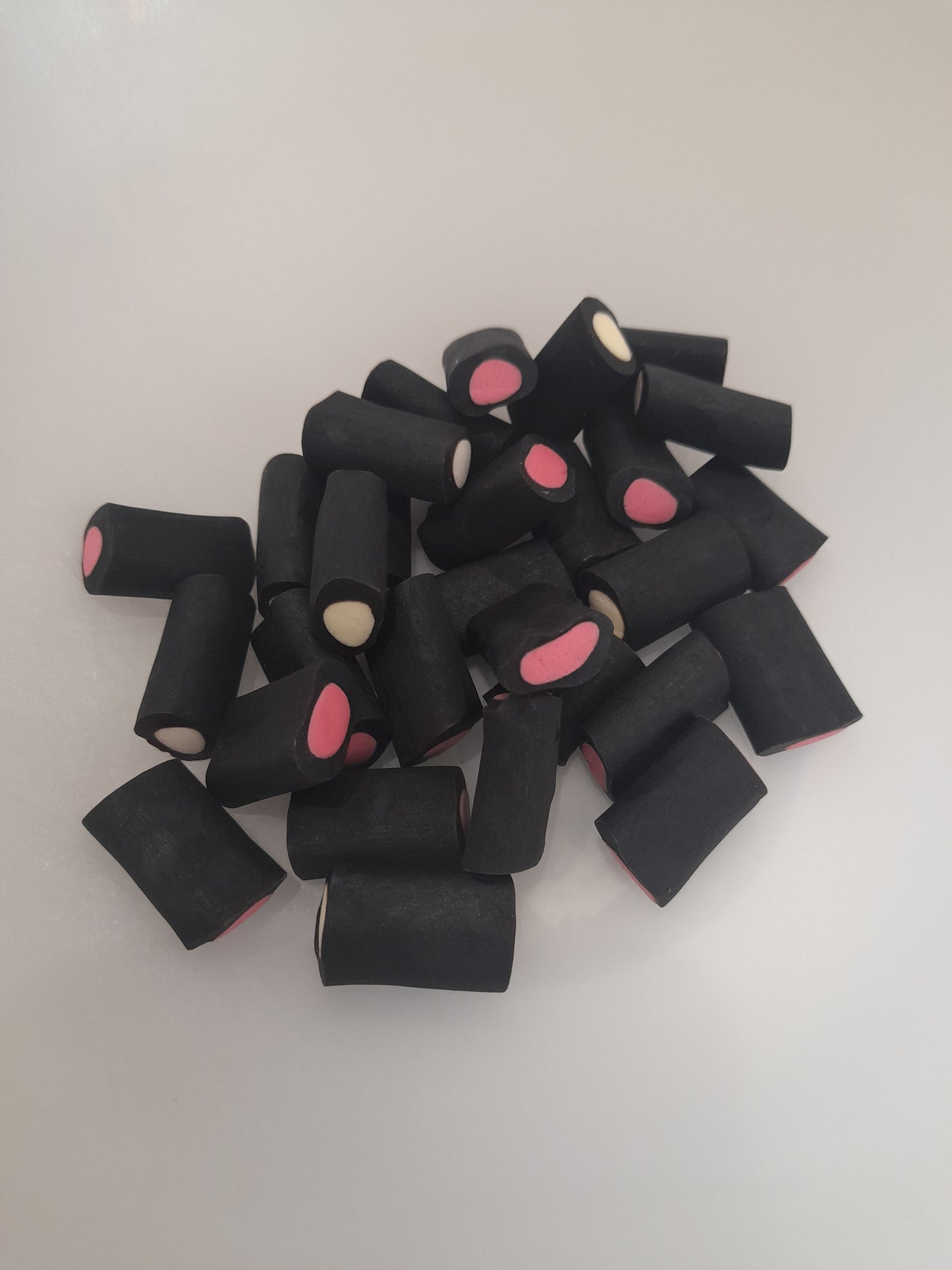 Liquorice Cream Rock